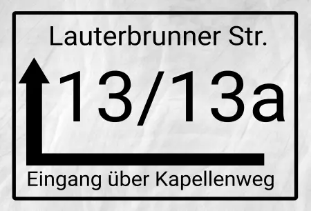 Strassen - Hausnummern Eingang um die Ecke Bild